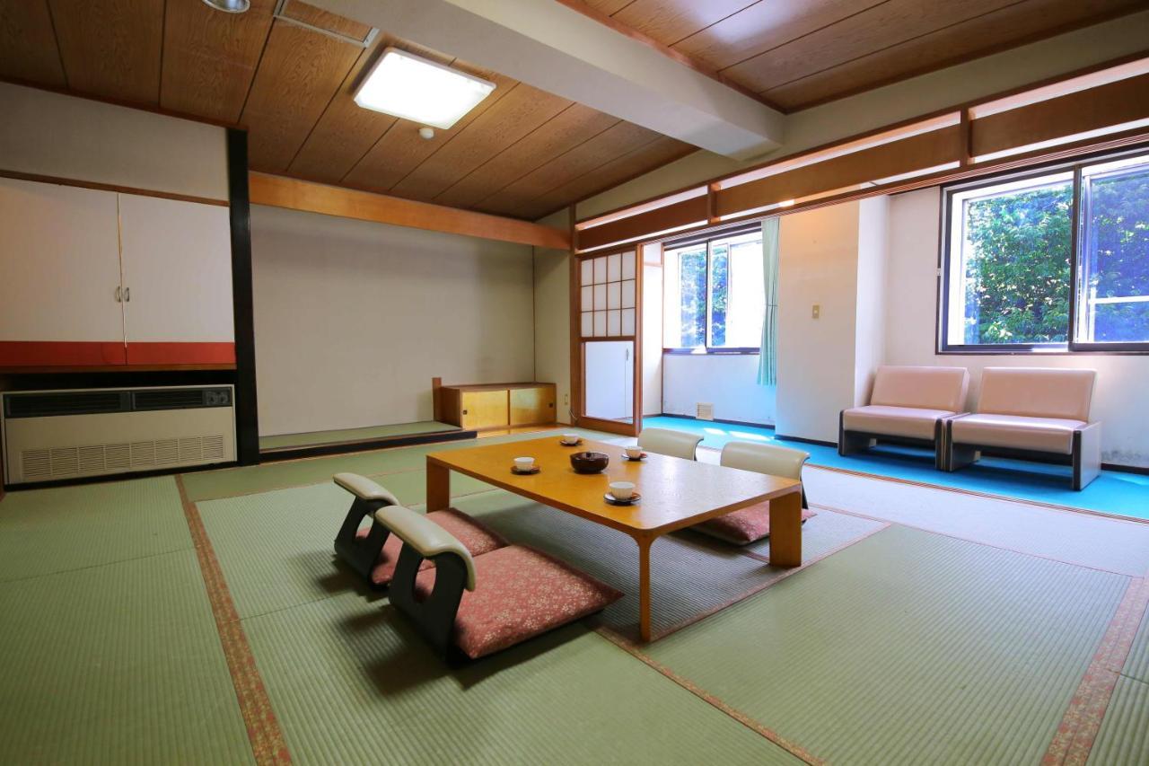 Lake Side Hotel Minatoya Inawashiro Экстерьер фото